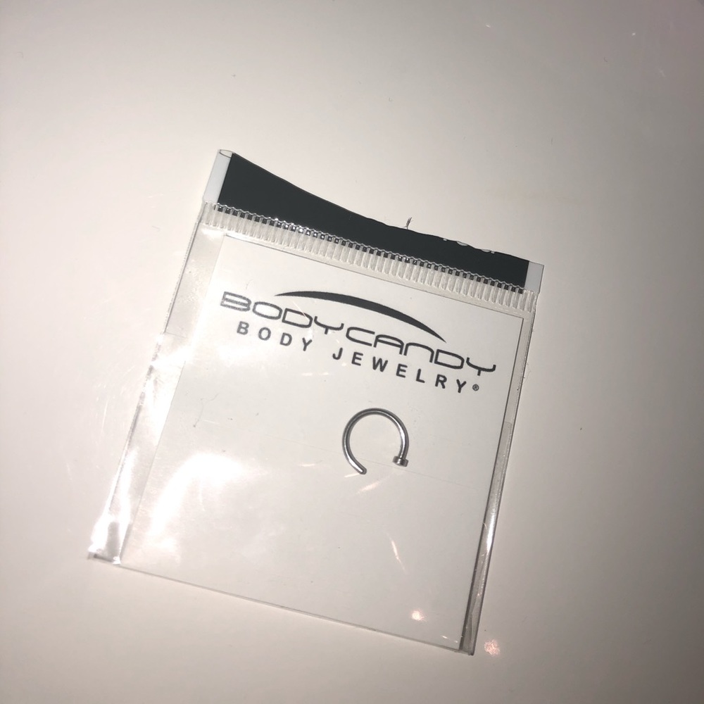 brand new 18g nose ring